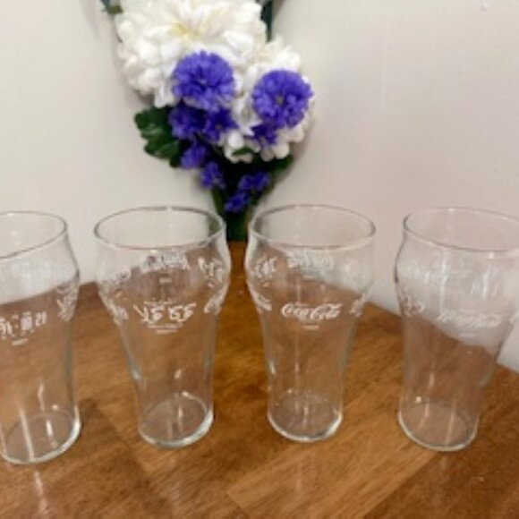 Vintage 1976 Coca-Cola Glasses Set of 4 – 12 oz Mint Condition with Logo in 5 La - Picture 1 of 5